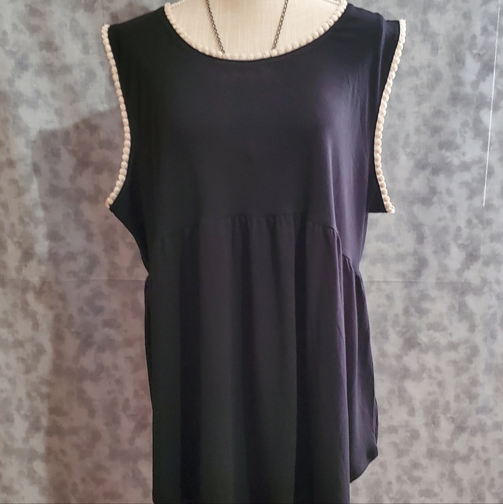 NWT 3x black blouse